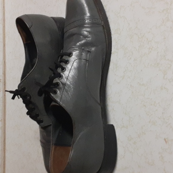 Men's size 11 D Stacy Adam's shoes - Picture 9 of 16